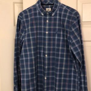 Johnny O casual button down shirt. Like new